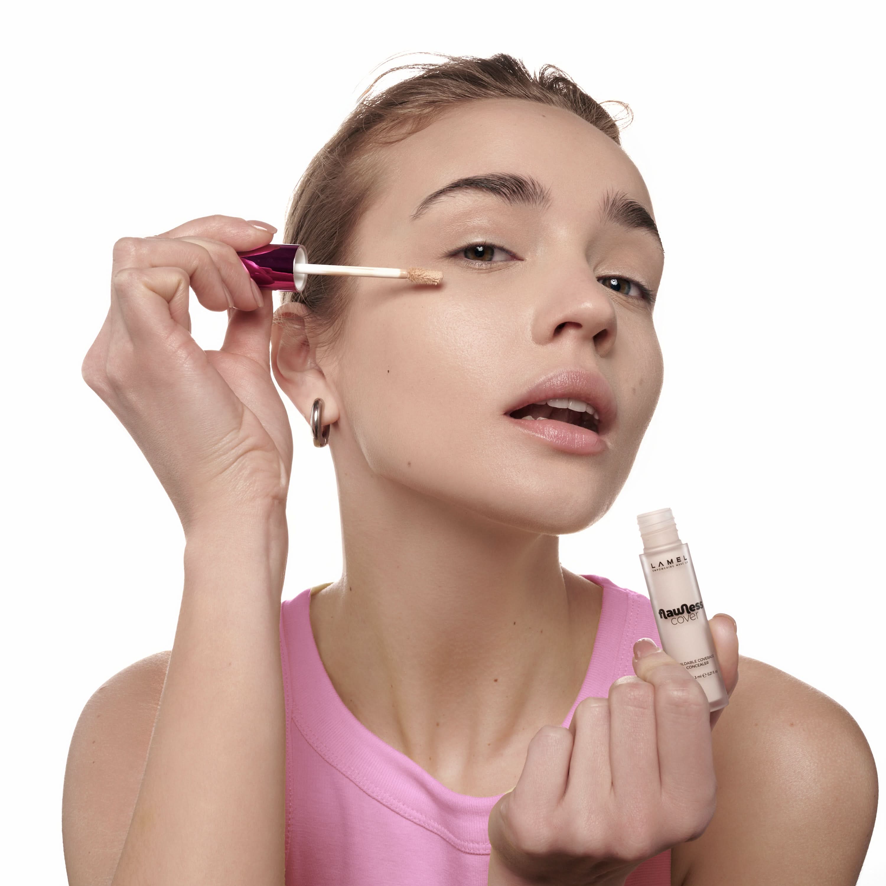 Buildable coverage Concealer Flawless Cover